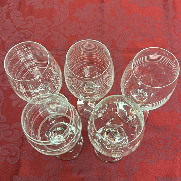Mikasa CHEERS Etched Crystal White Wine Goblets All Different Preowned - Picture 12 of 12